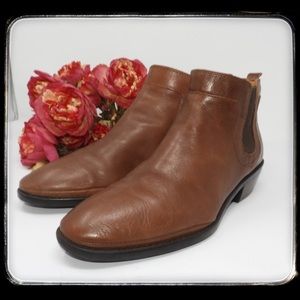 sofft sherwood leather chelsea boot
